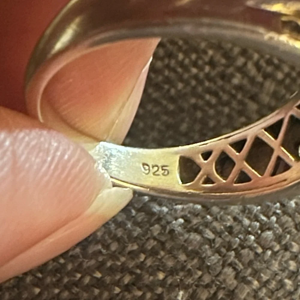 Elegant Silver Square Cluster Ring